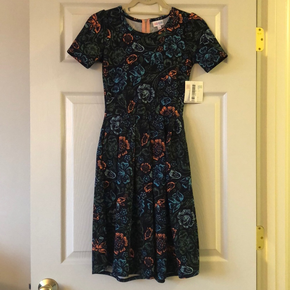 Lularoe Floral Amelia